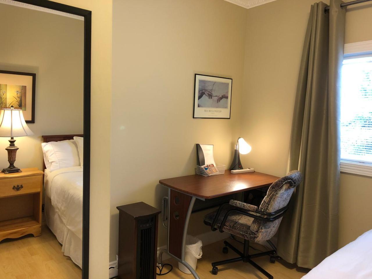 Cozy Bedrooms Guest House Guest house Vancouver
