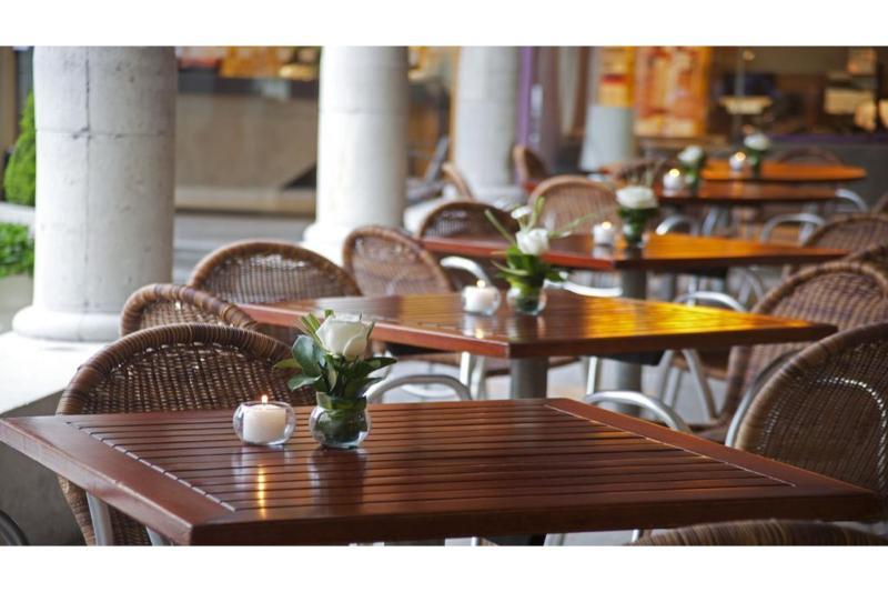 Jw Marriott Parq 5*