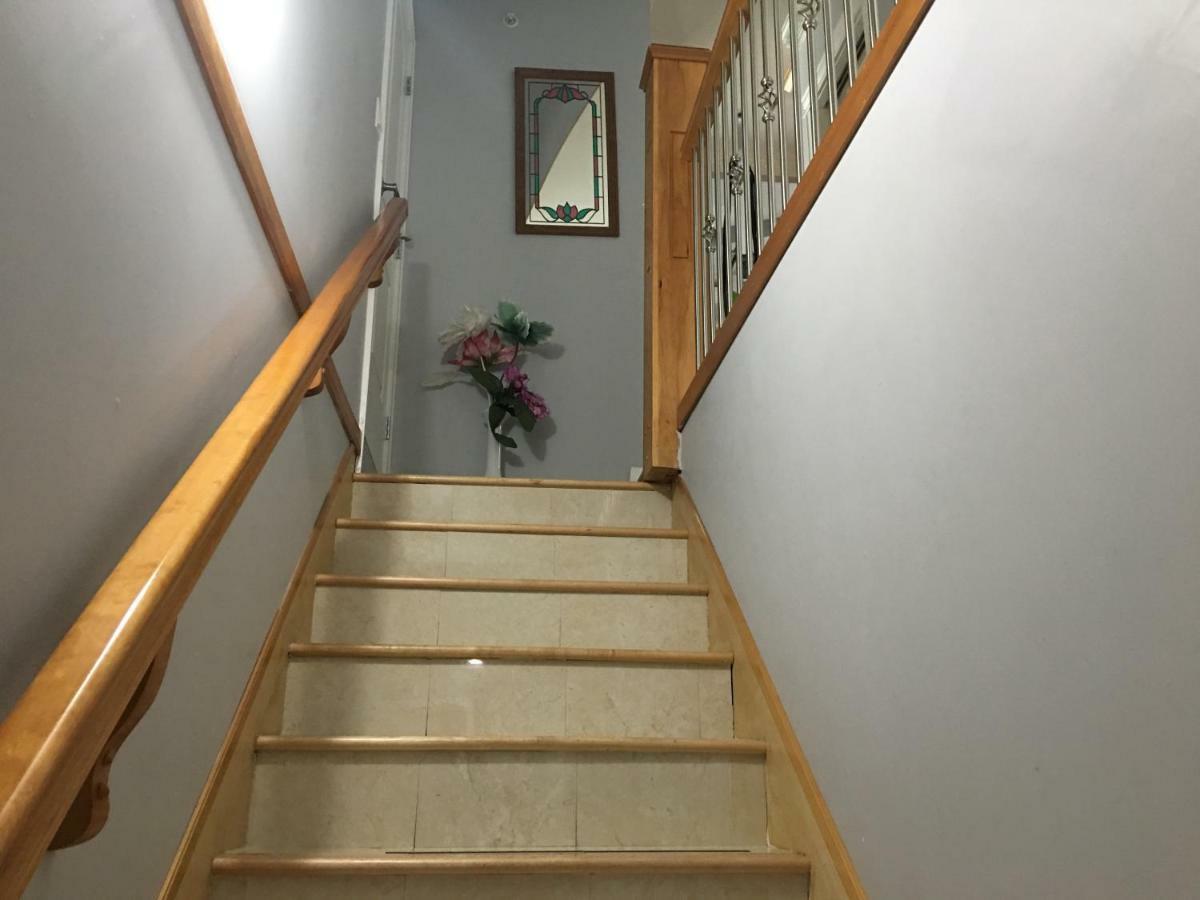 Bed & Breakfast White House