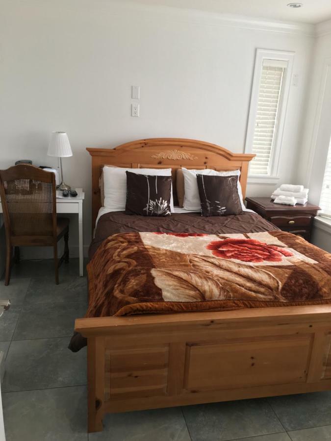 White House Bed & Breakfast 2*