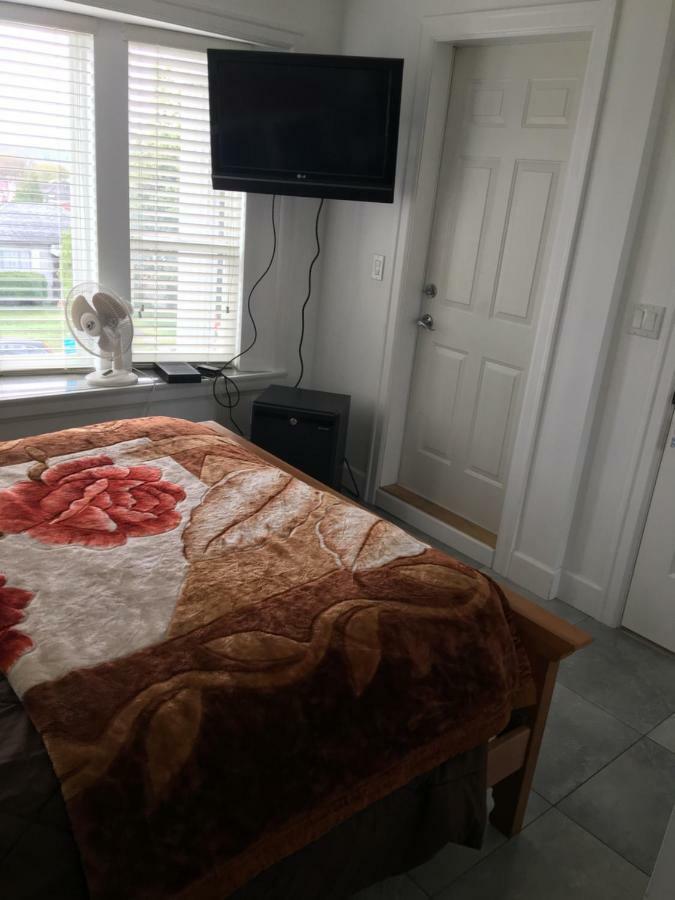 White House Bed & Breakfast Vancouver