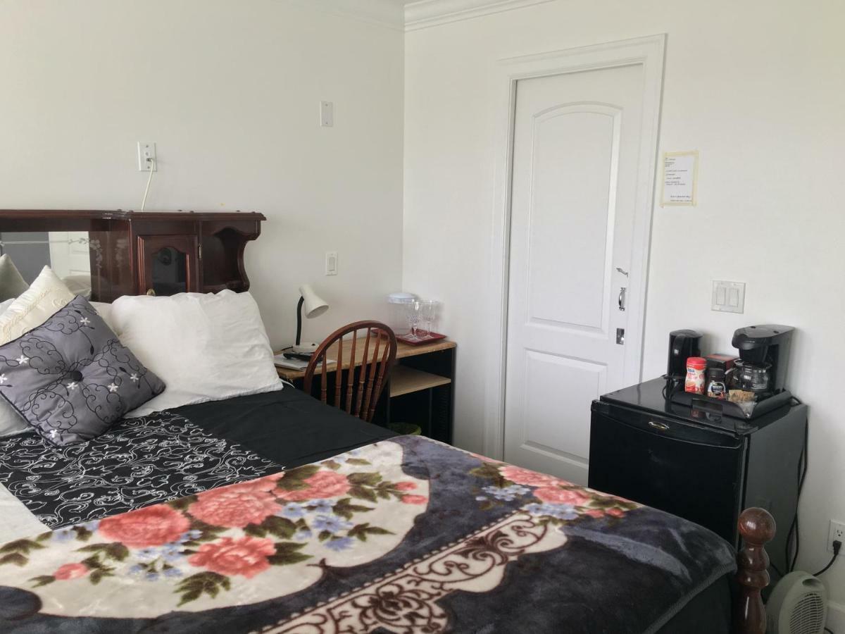 Bed & Breakfast White House