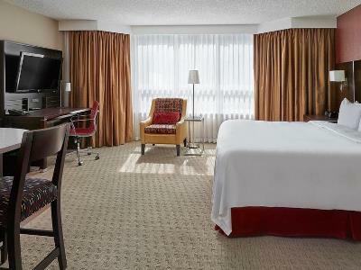 Hotel By Marriott Downtown 3*