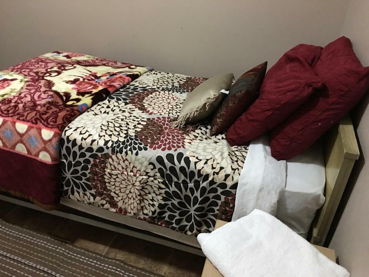 White House Bed & Breakfast