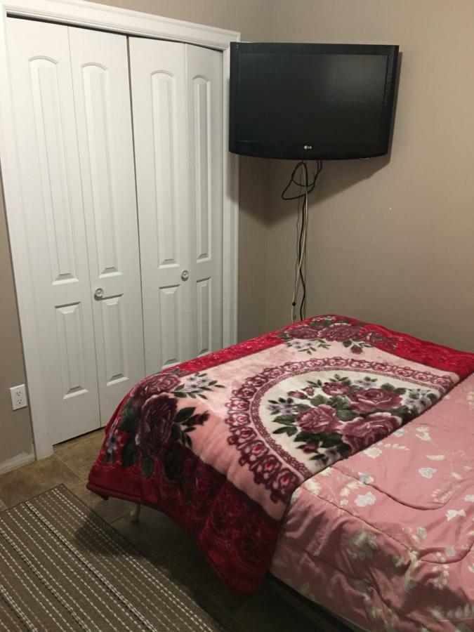 White House Bed & Breakfast 2*