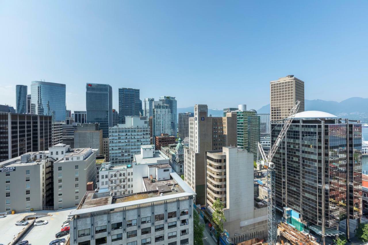 Delta By Marriott Downtown 4*