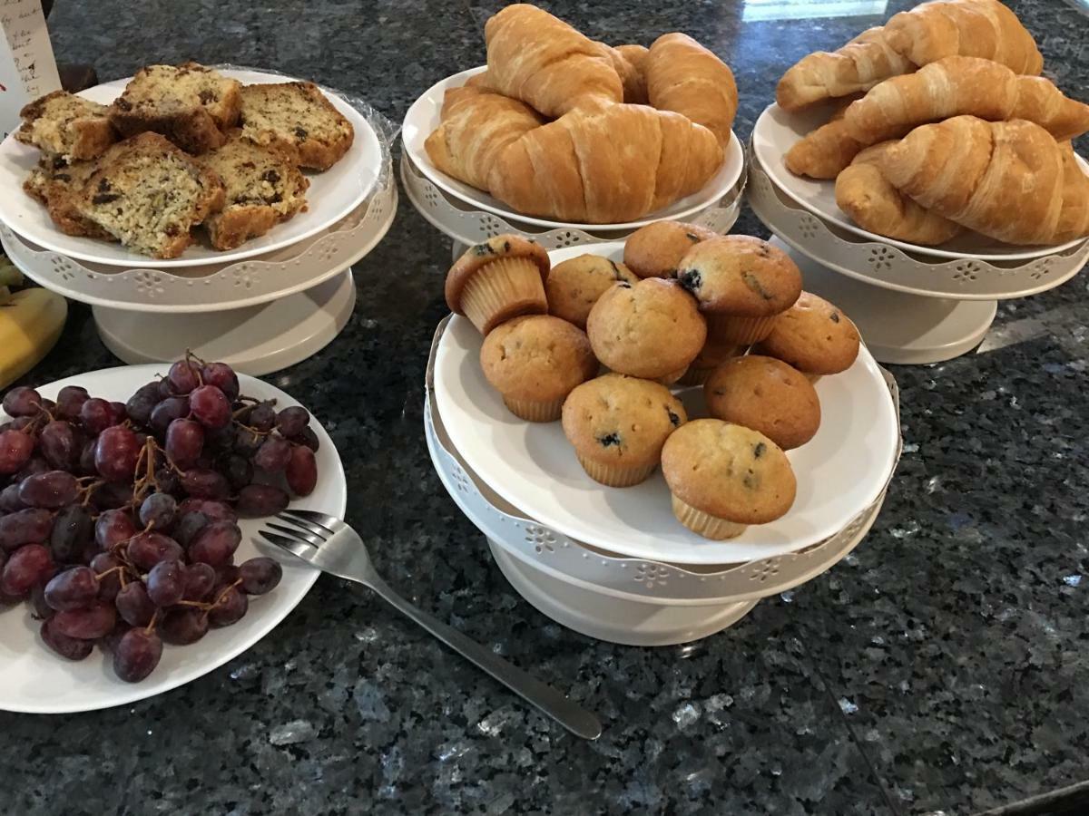 Bed & Breakfast White House