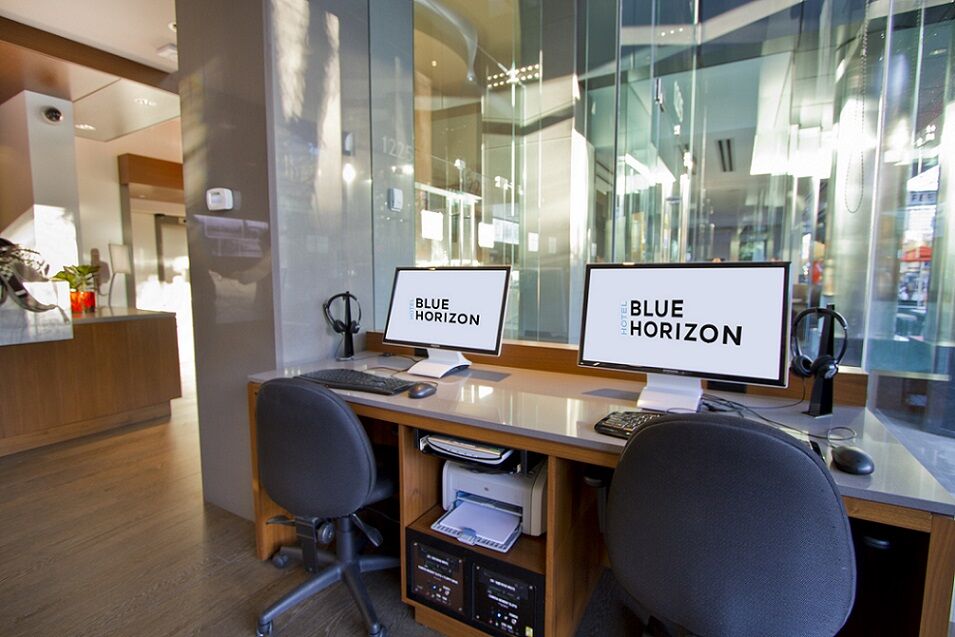 Blue Horizon Hotel 4*