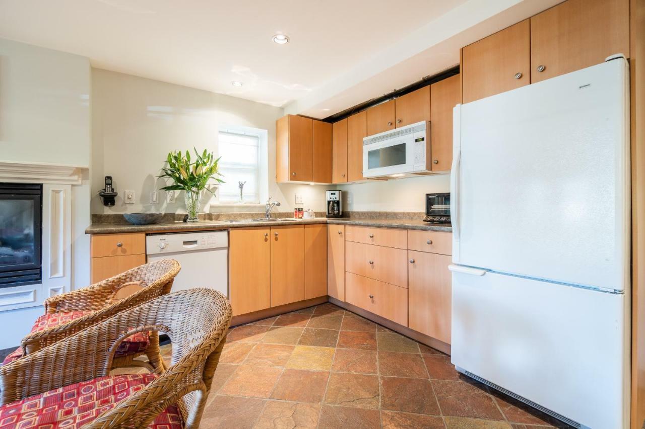 Hycroft Suites Apartment