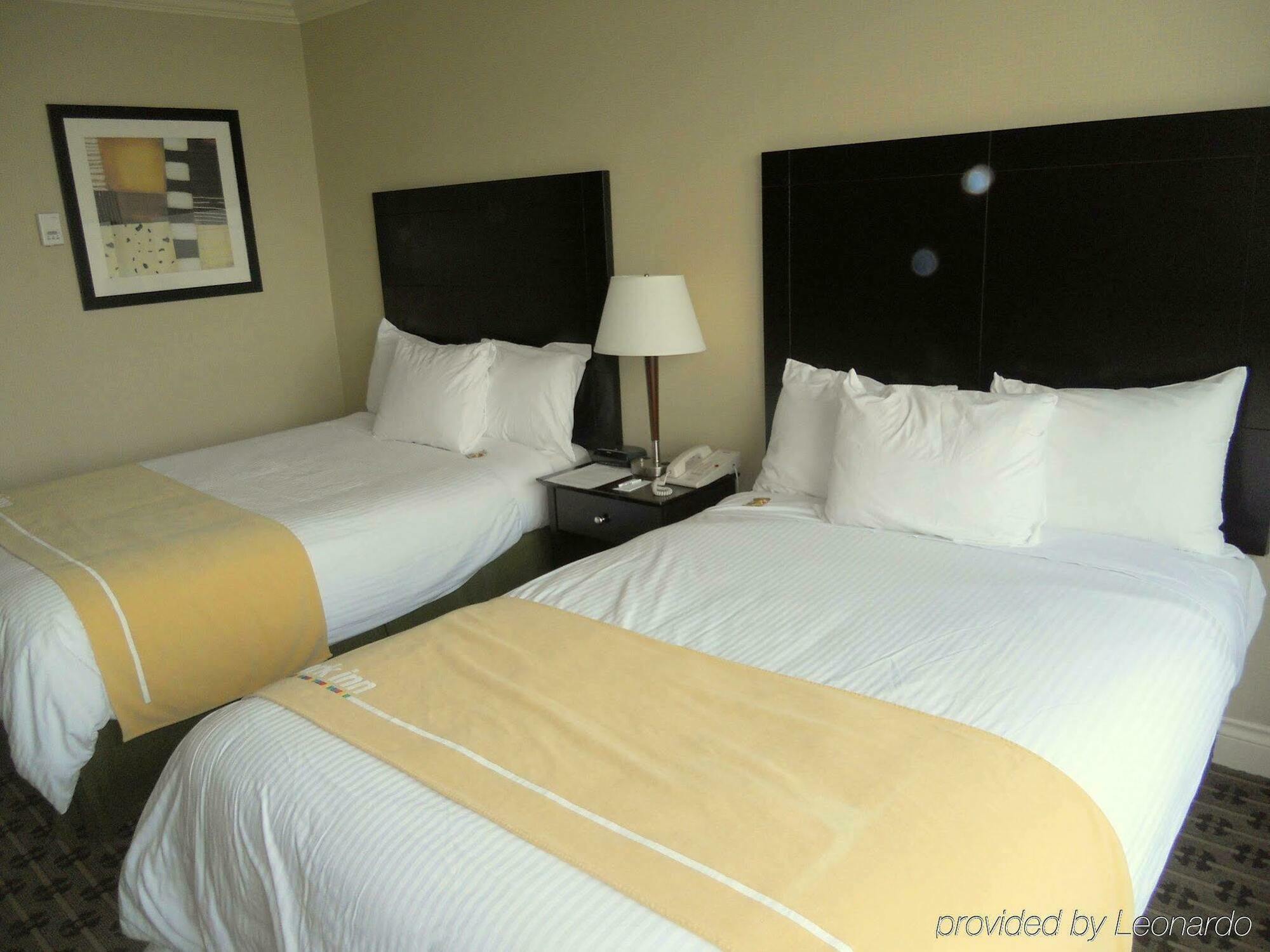 Park & By Radisson 3* Vancouver