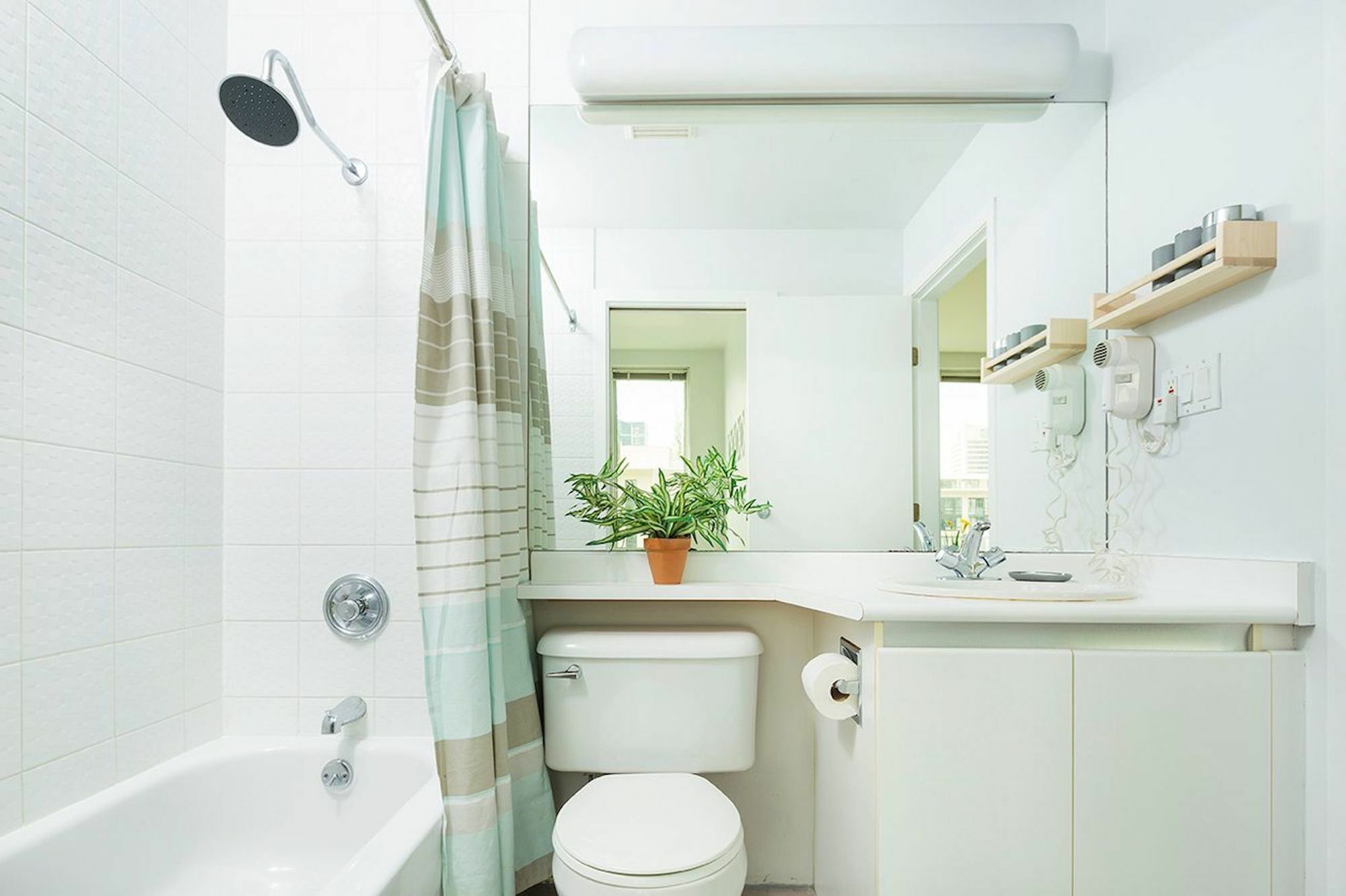 Hotel 1br In Downtown By Sonder Vancouver