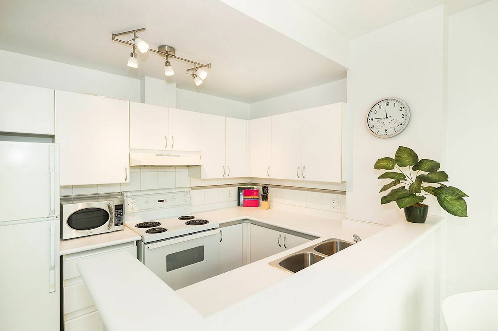 1br In Downtown By Sonder 3* Vancouver