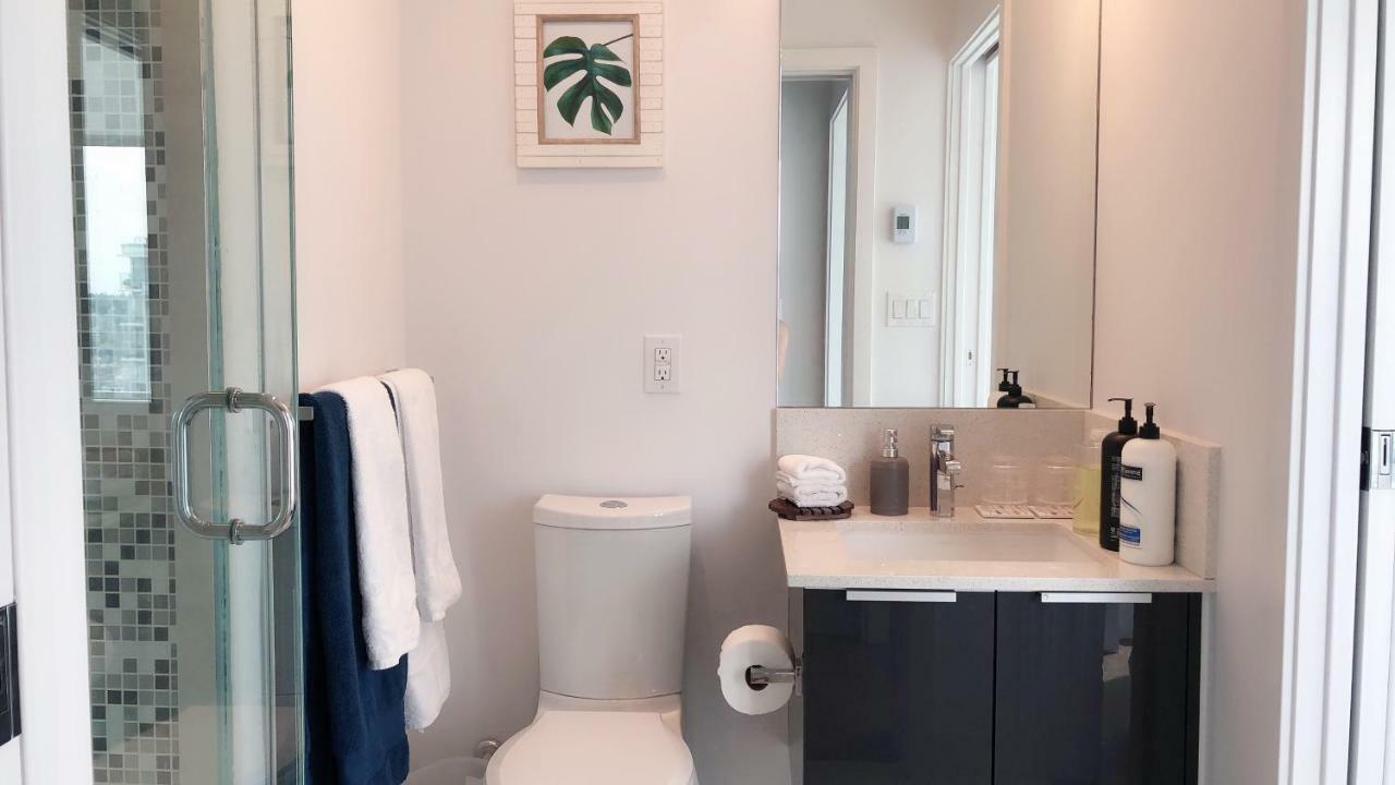 Apartment Brand New Seaview High-rise Downtown *