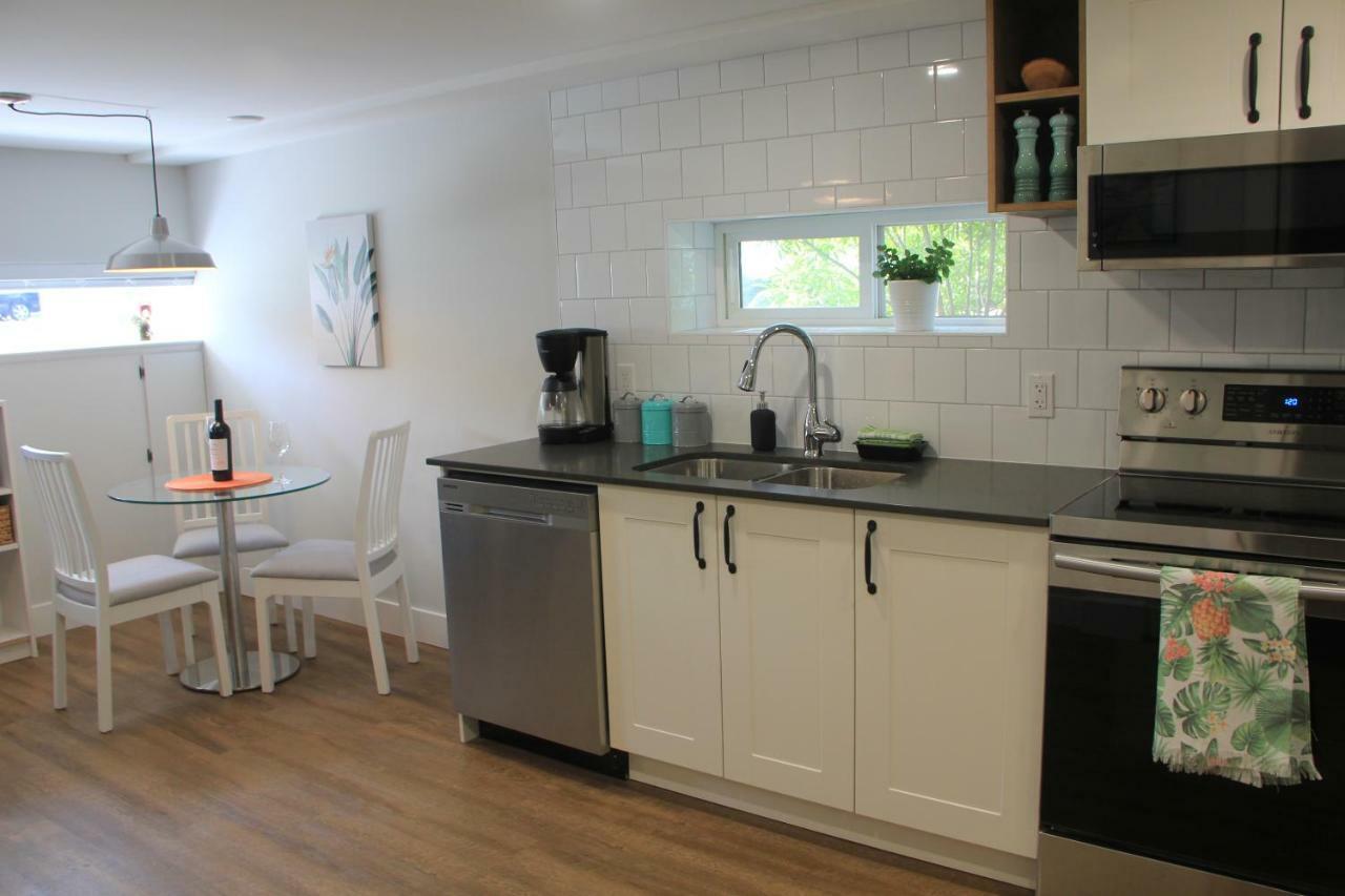 Apartment Hiddengem-private Modern On Trendy Main St Vancouver