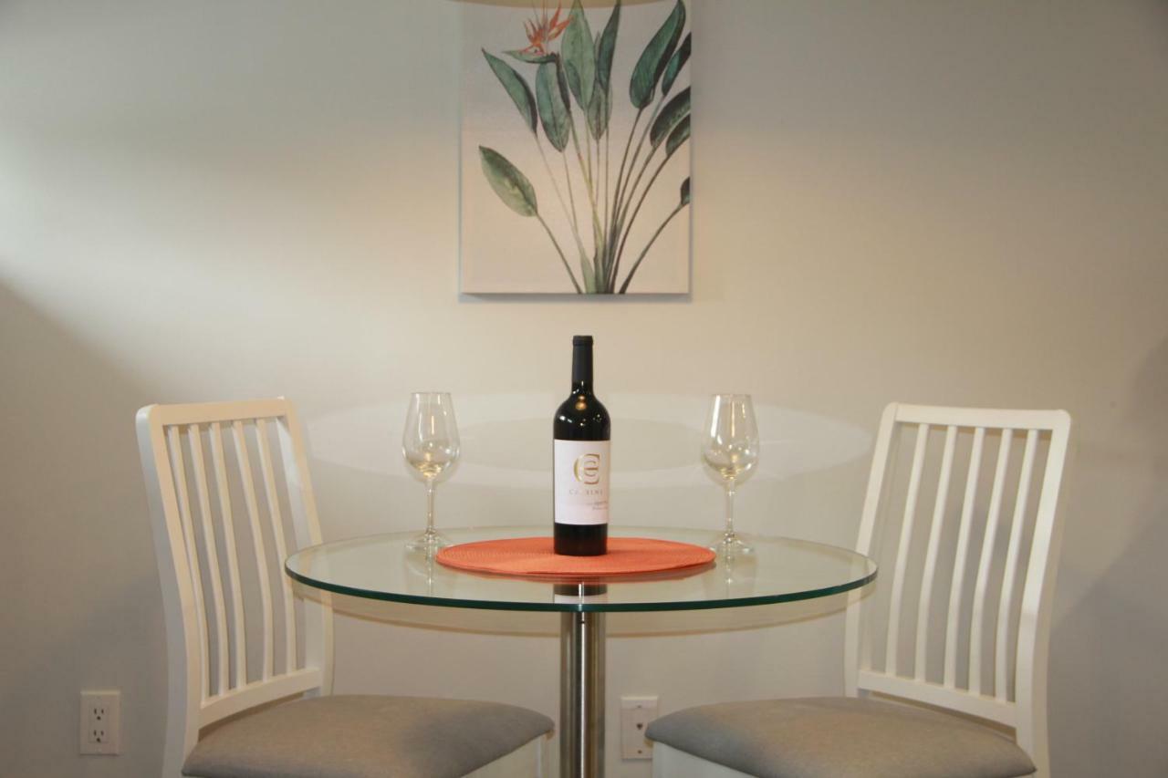 Hiddengem-private Modern On Trendy Main St