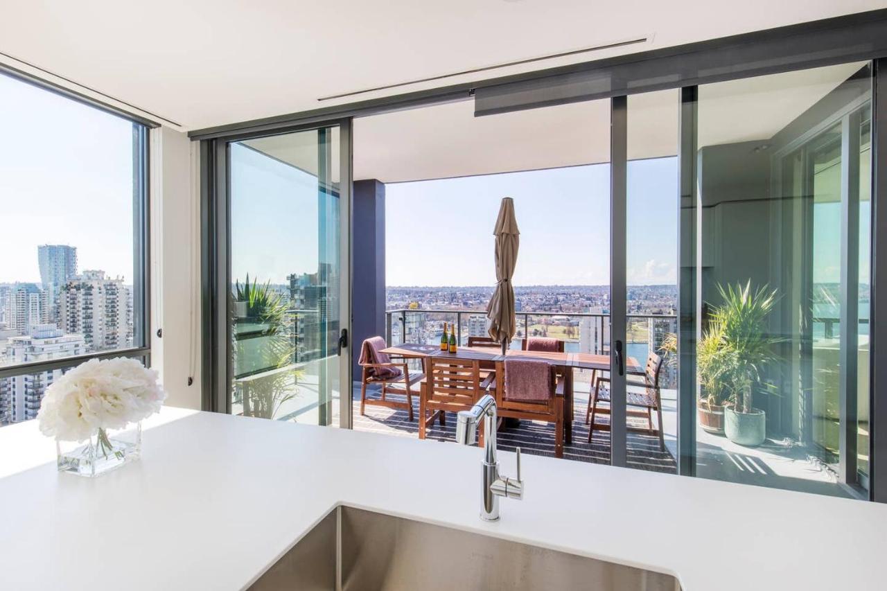 Penthouse Downtown Apartment Vancouver