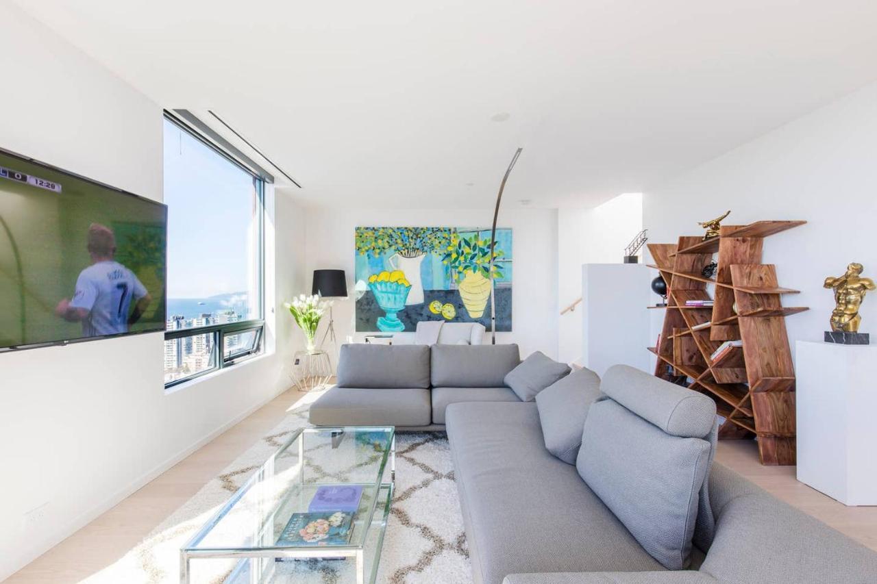 Penthouse Downtown Apartment Vancouver