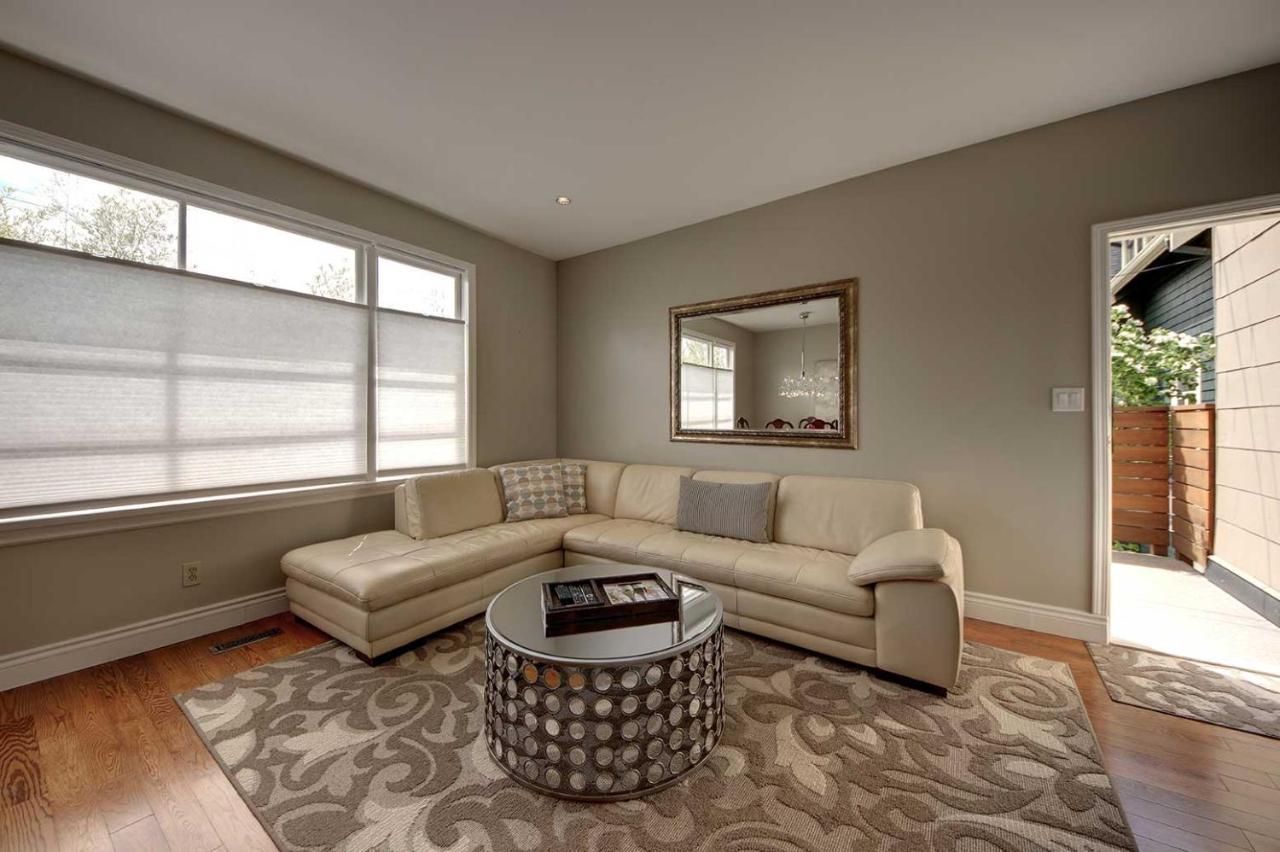 Alma Beach Manor * Vancouver