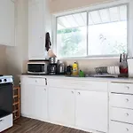 Sunny Vintage Home In Kits With Free Parking