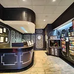 Divya Sutra Suites On Robson Downtown Vancouver
