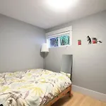 Qe Park Garden Suite 3Br 1.5Ba