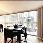 Luxurious 1 Bed 1 Bath In The Heart Of Downtown Vancouver
