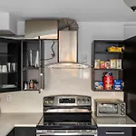 Newly Furnished Central Gem Near Transit