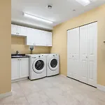 Luxurious 5Bd Dream House