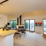 Stunning Skyline Views From A Cozy Apartment