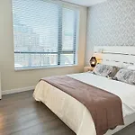 Large Central Downtown Condo, Cbd 3 Bedrooms