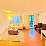 Private Room In The Heart Of The City