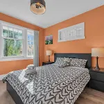 Comfort Two Bedrooms In Main Floor