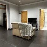 Luxury Vancouver Suite Near Yvr And Downtown