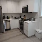 Signature Elegant Private Entrance Condo 1Br Haven