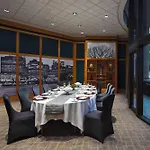 Metropolitan Hotel Vancouver