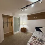 Vancouver Homestay - 5 Min To Kitsilano Beach