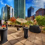 Pinnacle Hotel Harbourfront