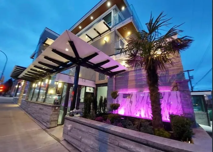 Beautiful Bright 3 Bed Townhouse