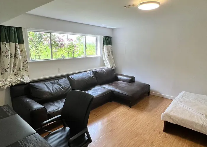 Green House In Vancouver West