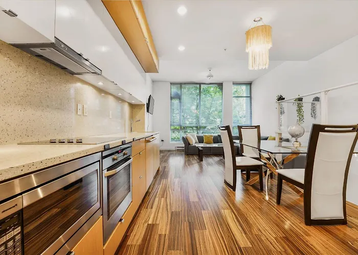 New Listing! Stellar 2 Bedroom Duplex In The Heart Of Downtown With Fireplace