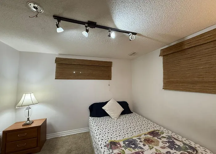 Vancouver Homestay - 5 Min To Kitsilano Beach