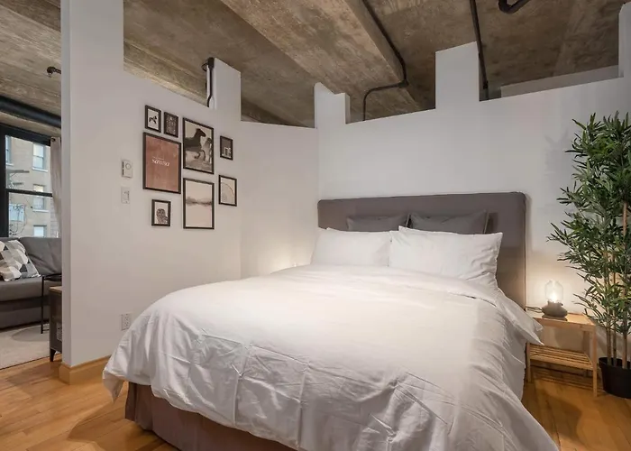 Sterling Suites - Gastown