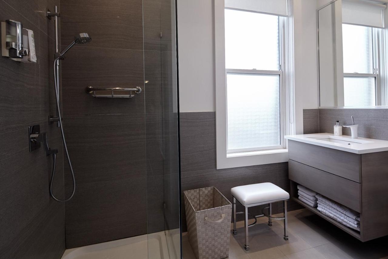 Hotel Victorian Vancouver