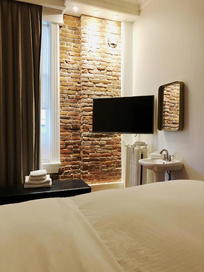Victorian Hotel 3*