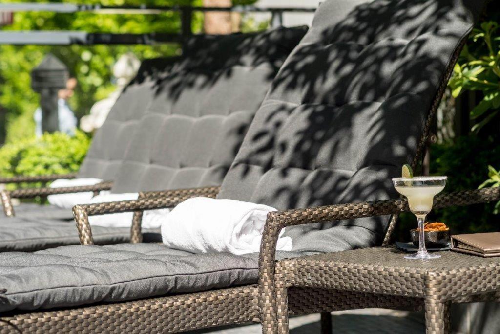 L'hermitage Hotel Vancouver