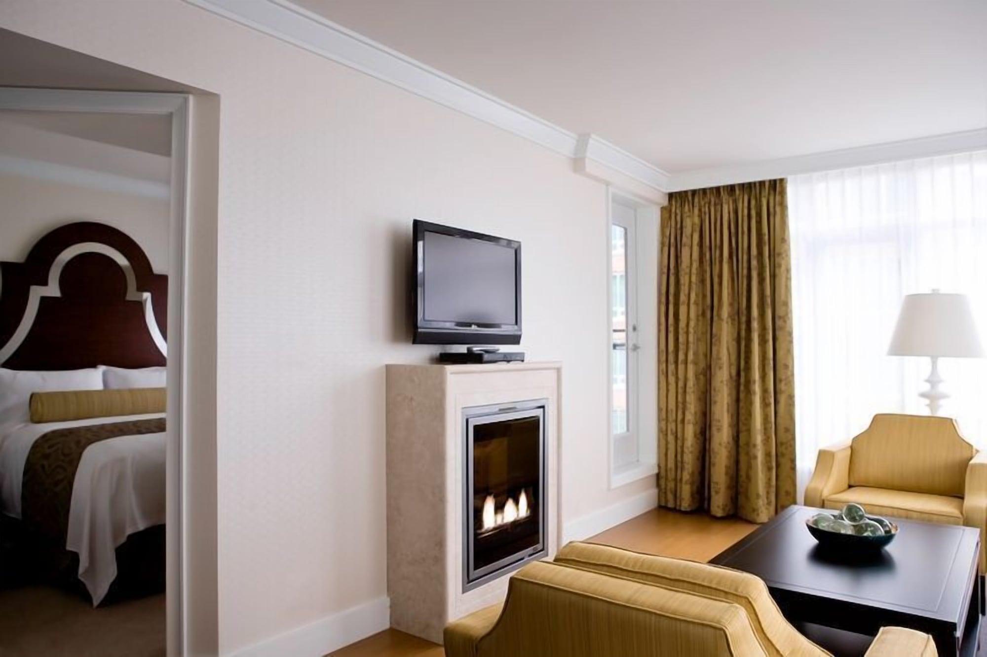 Hotel L'hermitage Vancouver