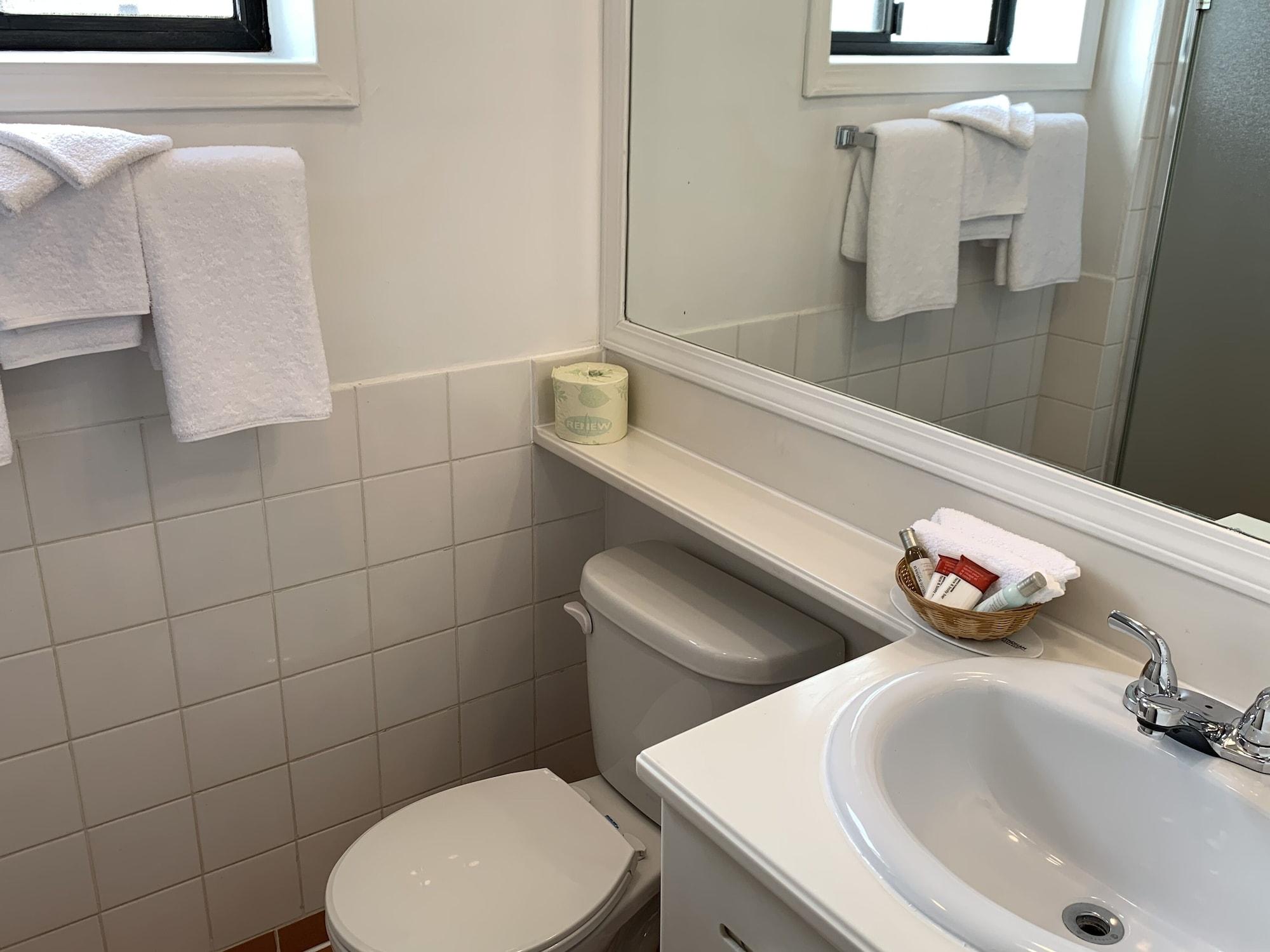 Travelodge By Wyndham Lions Gate 2* Vancouver