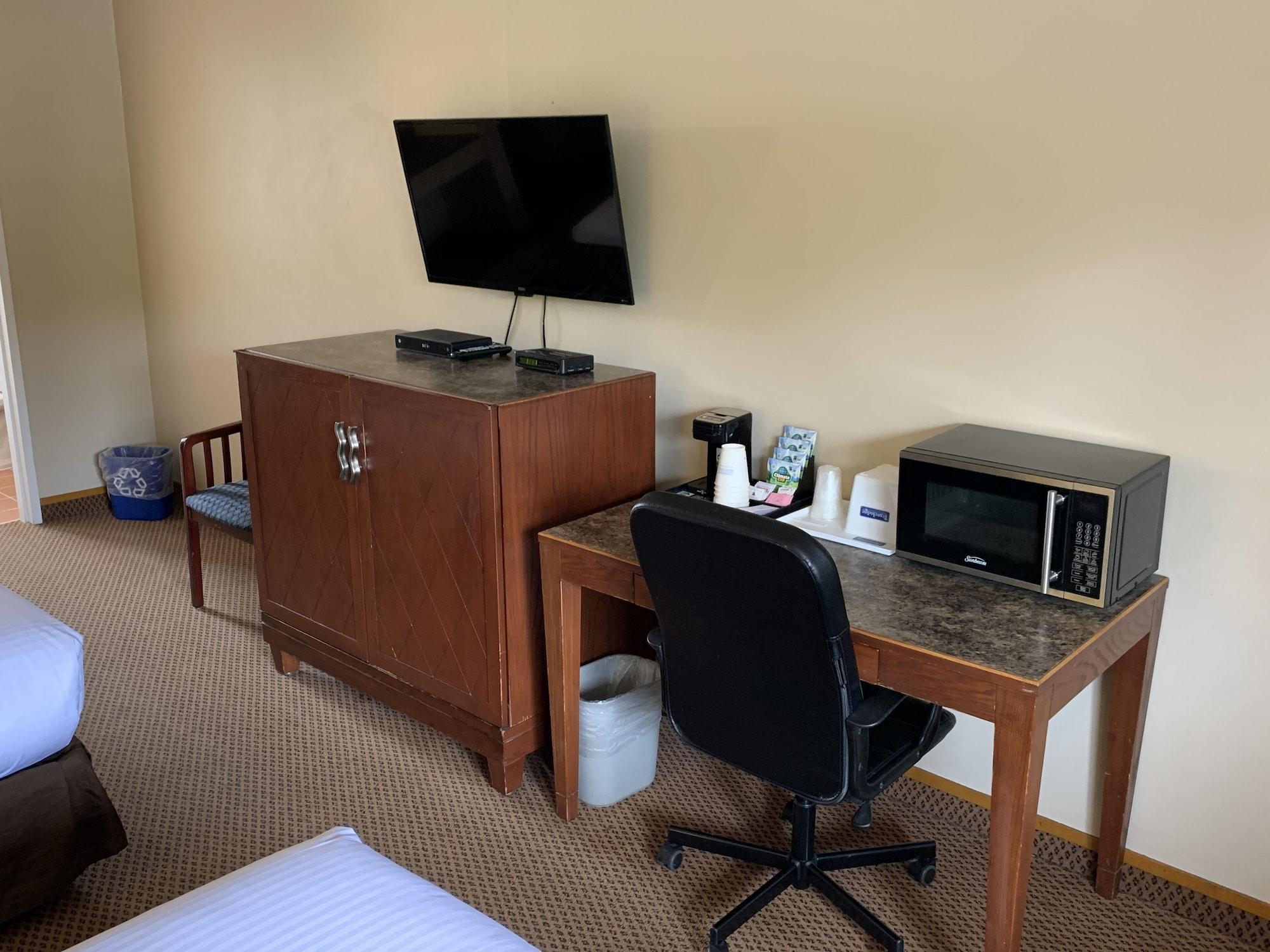 Travelodge By Wyndham Lions Gate