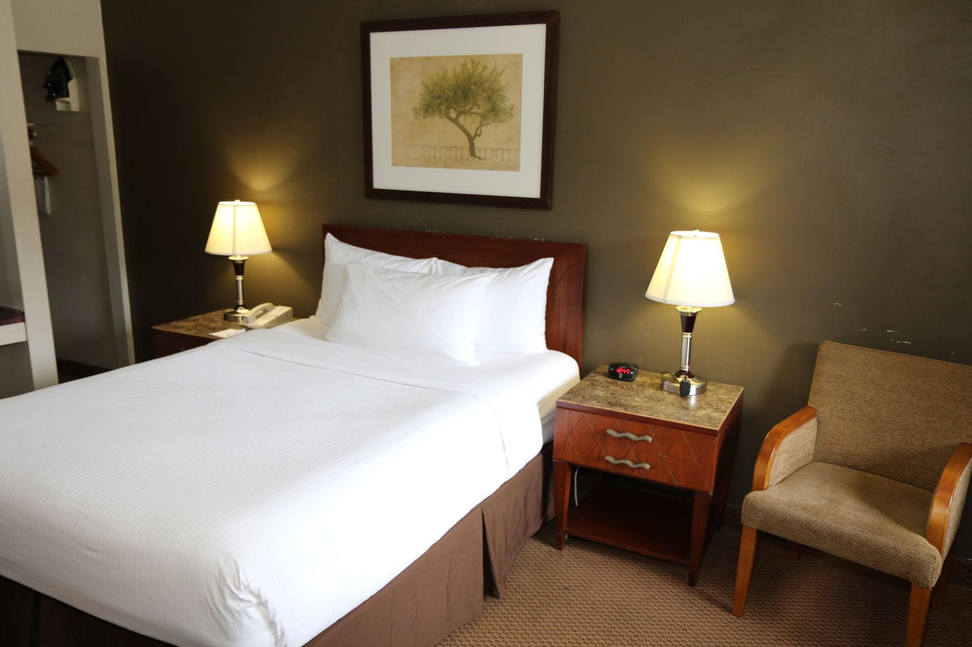 Travelodge By Wyndham Lions Gate