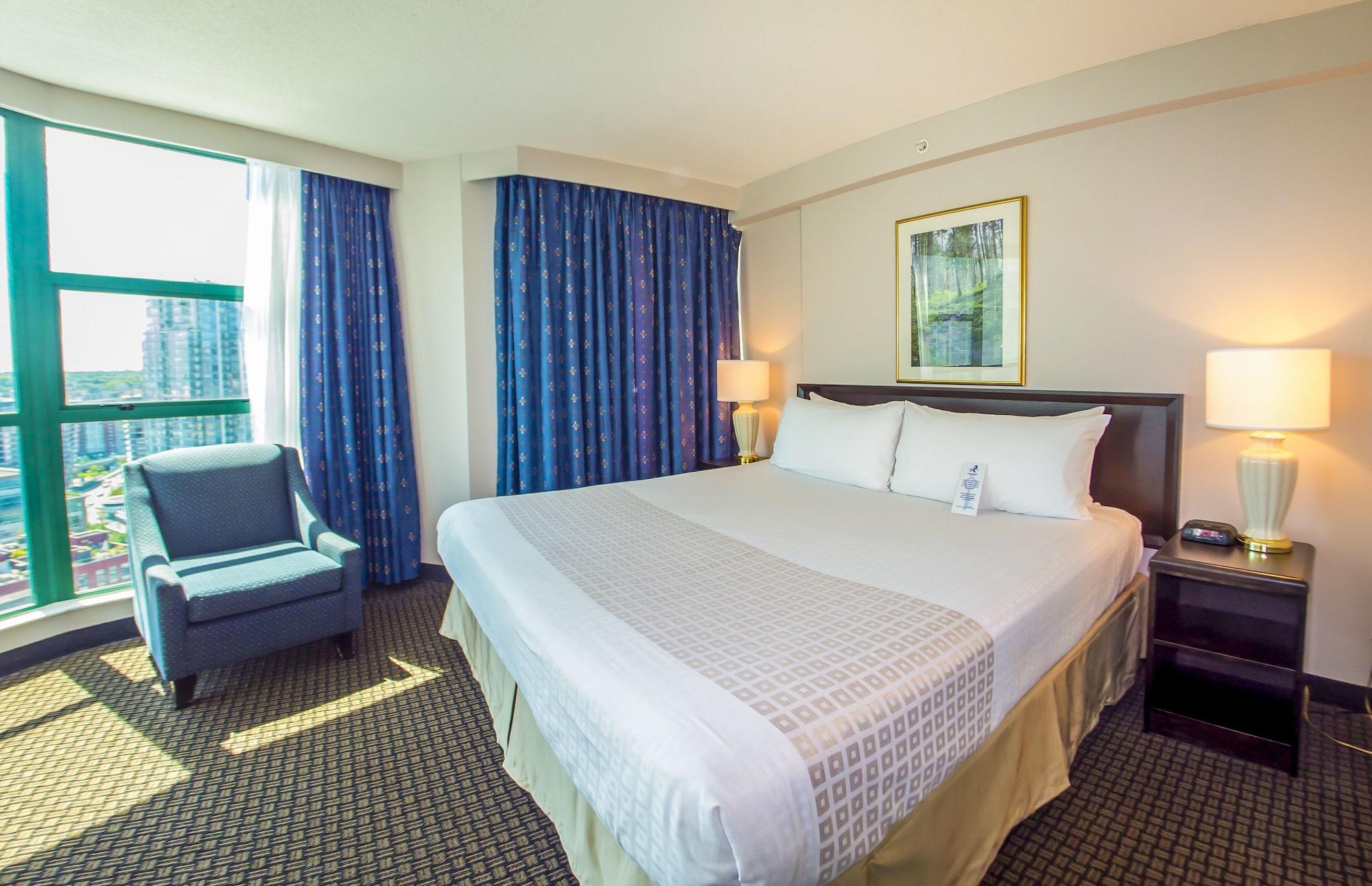 Hotel Rosedale On Robson 3*